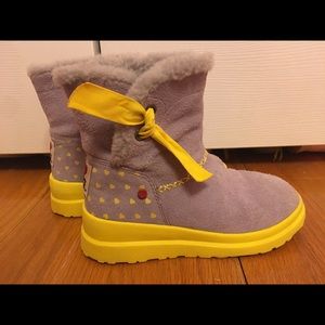UGG kids boots